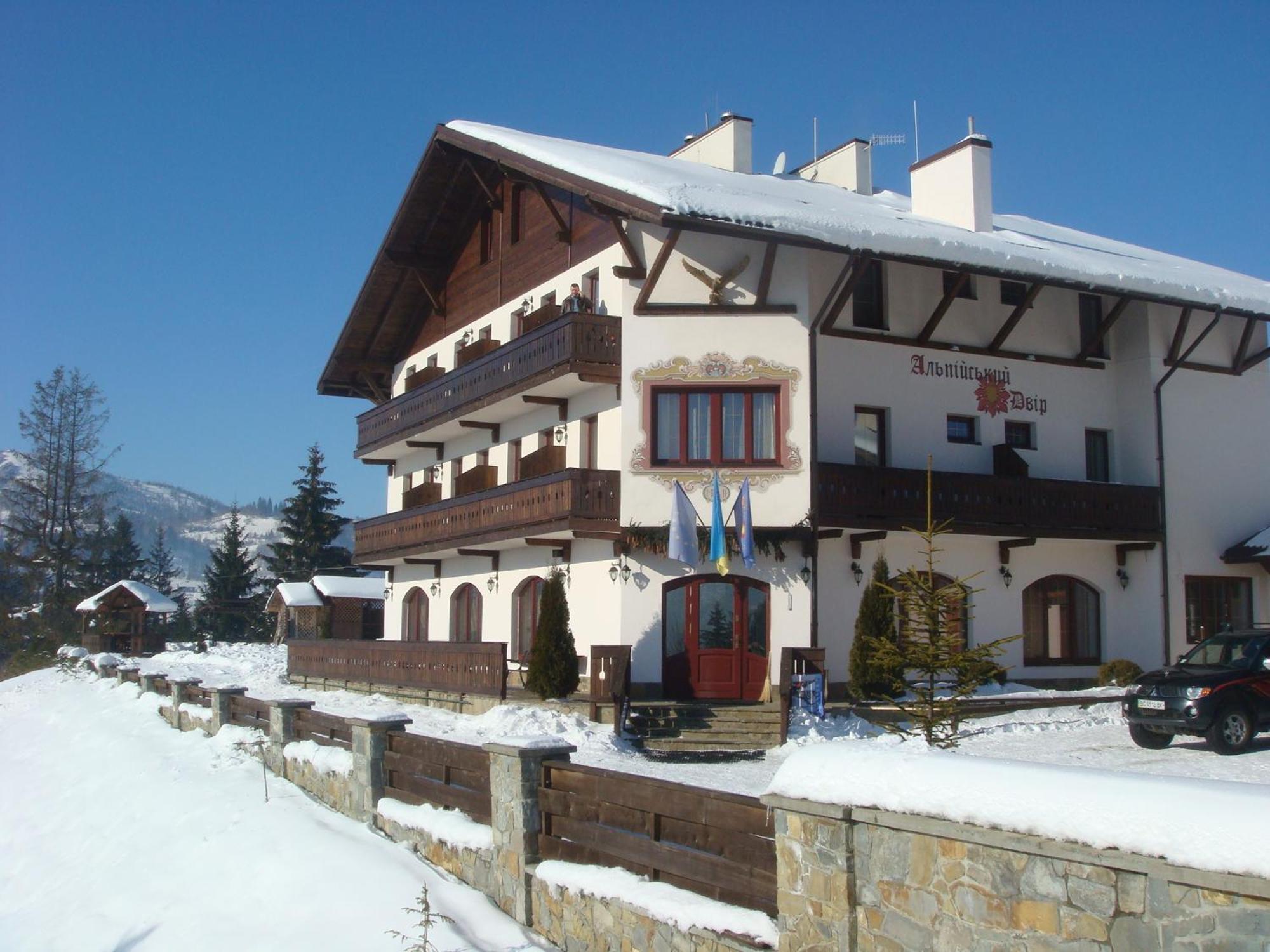 Hotel Alpenhof Pansion Slavske Exterior foto