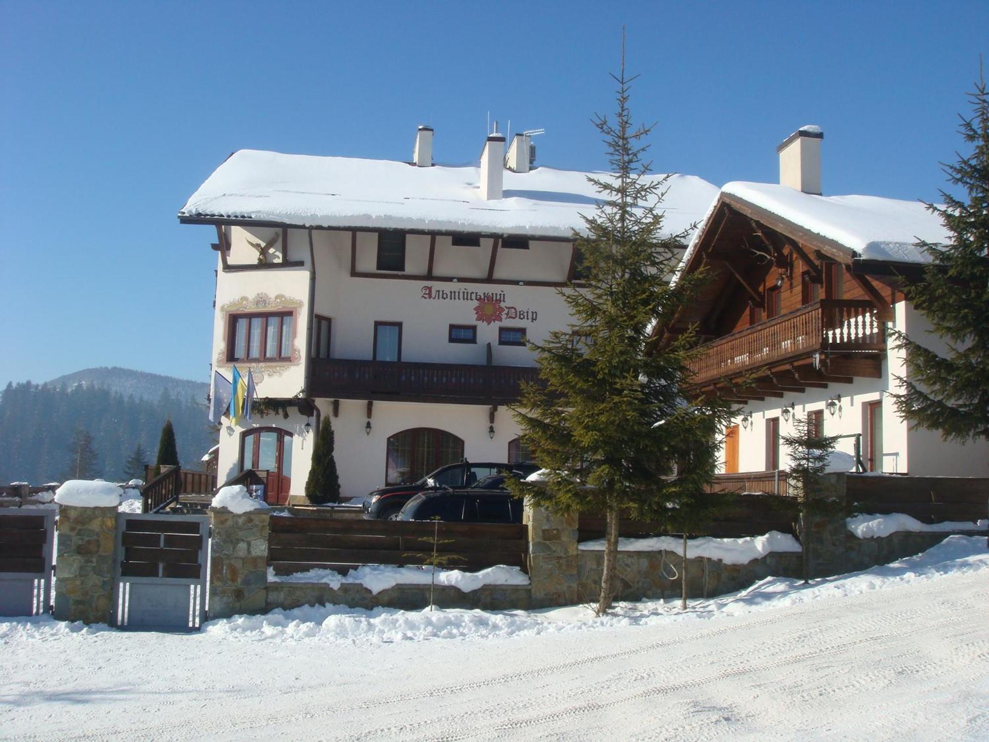 Hotel Alpenhof Pansion Slavske Exterior foto