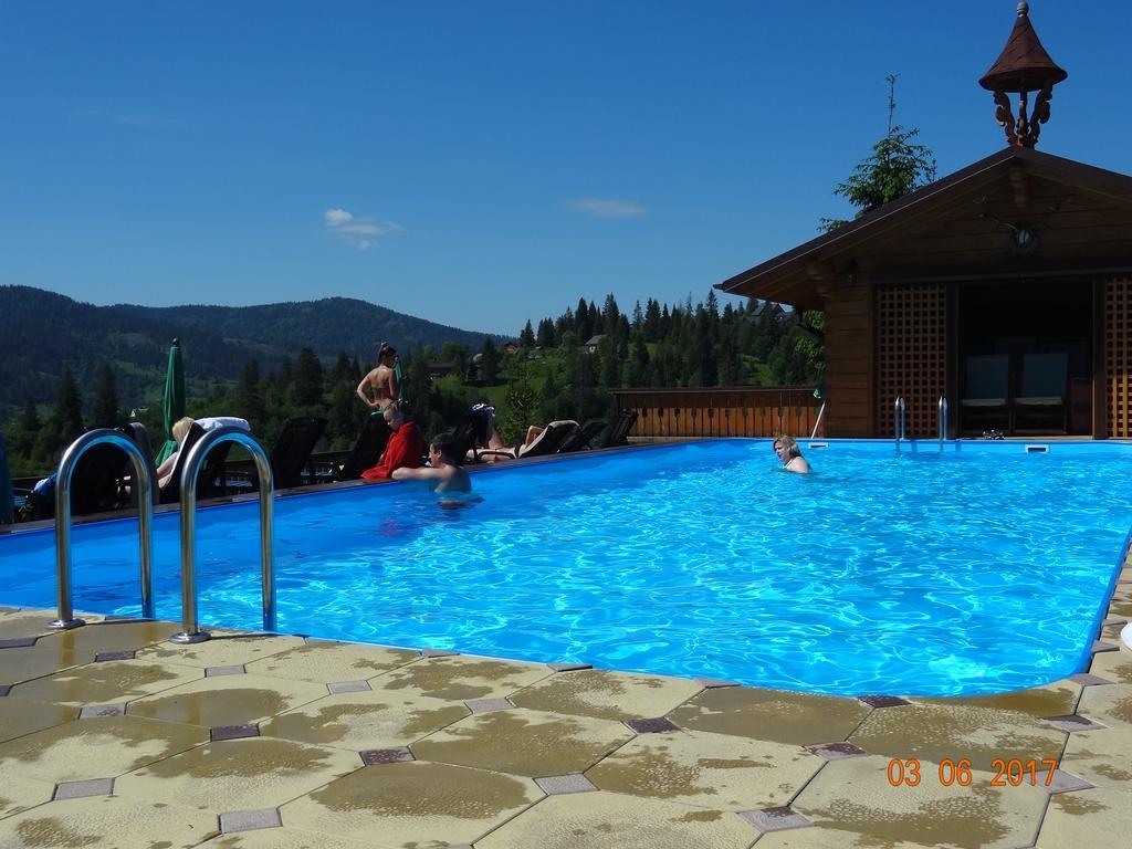 Hotel Alpenhof Pansion Slavske Exterior foto